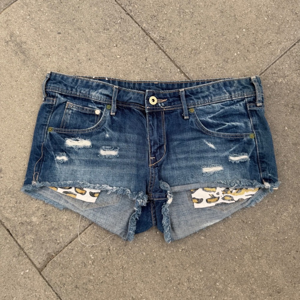 H&M &Denim Distressed Leopard Pocket Cut Off Jean Shorts Blue Womens 10